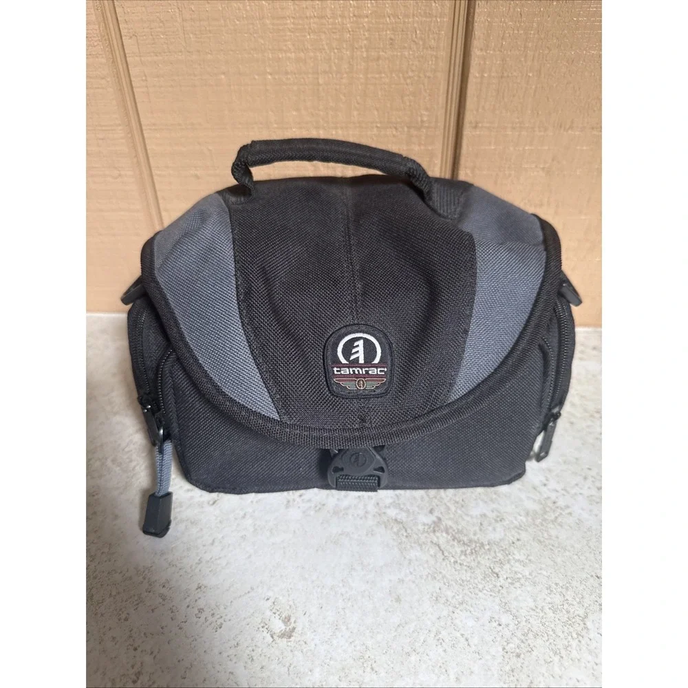 Tamrac‎ Camera Bag NO Strap - Has Padded Interior, EUC